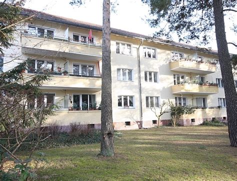 Hallo, wir suchen auf diesem weg eine 3 raum wohnung in radebeul oder coswig. Interessante Drei-Zimmer-Wohnung mit Balkon in direkter ...