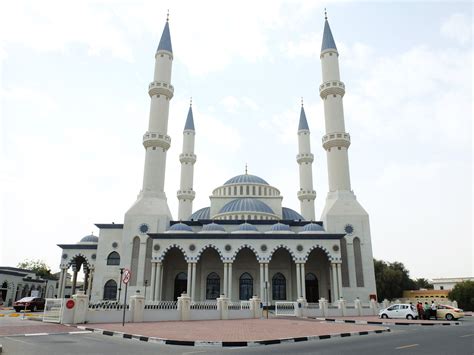 Mesquita Omar Ibn Al Khattab Ensino