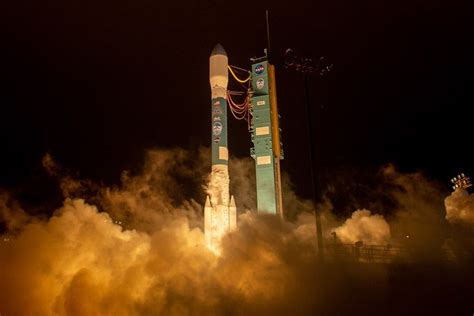 Mission To Track Earths Changing Ice Launches Earthobservatory