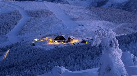 Download Wallpaper 1920x1080 Hotel Mounting Skiing Resort Snow Light
