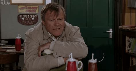 David Neilson Quits Coronation Street Cast After 20 Years As Roy