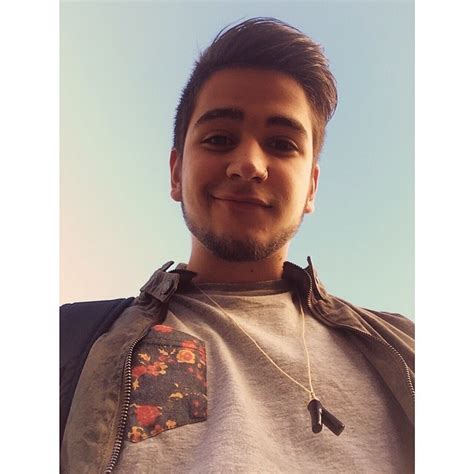 1 camilo echeverri camilo echeverry datosgenerales nombre real camilo echeverry correa nacimiento 16 de marzo de 1994 (20aos) origen medelln fue el ganador del reality show el factor xs en 2007. vivir lo que se quiere