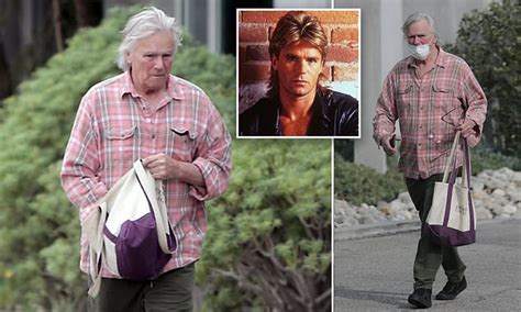 richard dean anderson tv s original macgyver spotted in la for first time in years daily mail