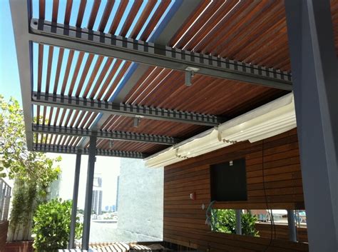 The retractable canopy only takes an hour to install and can withstand 80. Retractable Pergola Canopy | Shade FLA