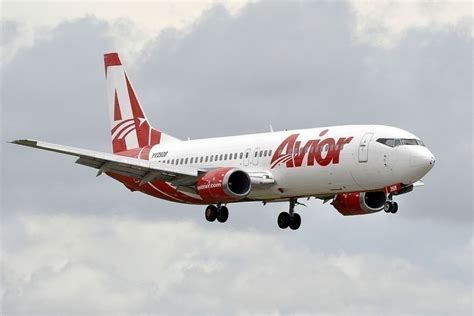 The plane was approximately at 27. Avior Boeing 737-400 Diverts After Loss Of Cabin Pressure ...