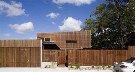 Highgate Hill Residence In Brisbane By Richard Kirk Architects