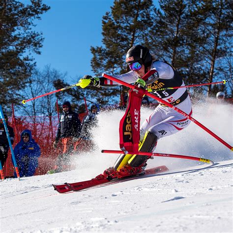 Check spelling or type a new query. Skidstjärnan rasar mot svenska alpinlandslaget: "Det ska ...