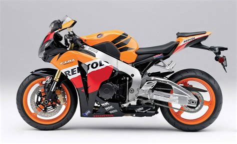Honda has made the 2017 cbr look different externally, but remains close to the engine the cbr 150 2017 edition gets a complete digital console. 2012 Honda CBR 150 R Repsol Edition - Picture 457096 ...
