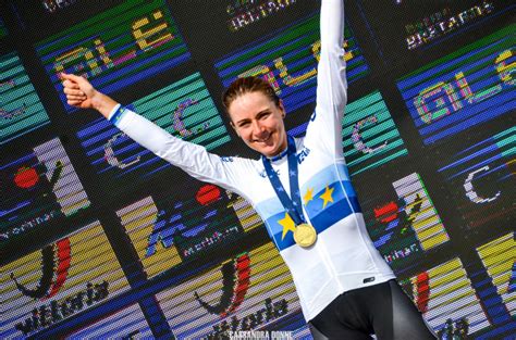 Movistar team women spain since 2021. Mercato : Annemiek Van Vleuten rejoint Movistar