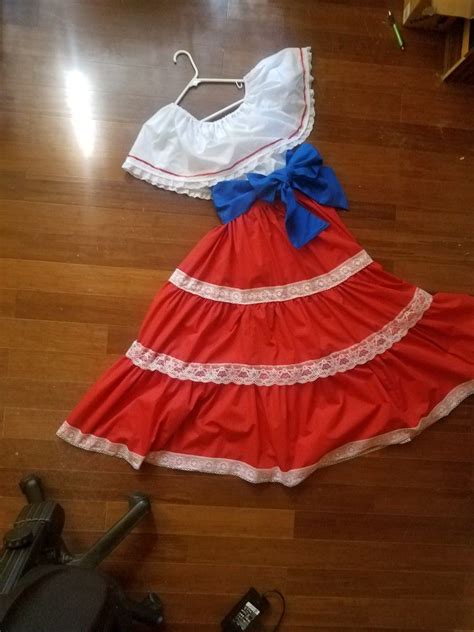 Thanks to chef tamara i found this site that offers a half/full day workshop in puerto rican cookery. Traditional Puerto Rican dress | African dress, Summer ...