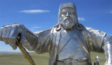 Монголын түүхийг үгүйсгэхийг ил цагаан оролддог болжээ