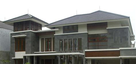 Saat ini batu alam memang banyak diminati dalam mempercantik tampilan rumah. Gambar Desain Rumah Batu Alam | Tukang Desain Rumah