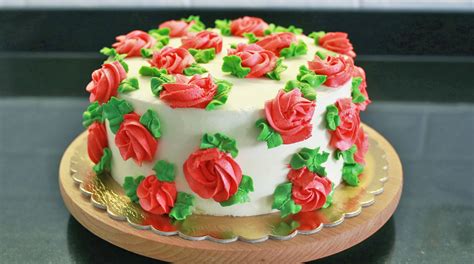Przepis na tort makowy z truskawkami - ORCHIDELI - przepisy na torty i ...