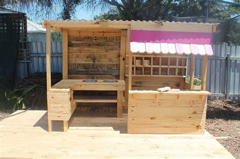 Supplied with multi stencil set so decorating your playhouse is easy and fun. 51 best Kids Playhouse & Cubby images on Pinterest | Doll ...