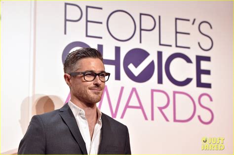 Anna Faris And Allison Janney Will Host Peoples Choice