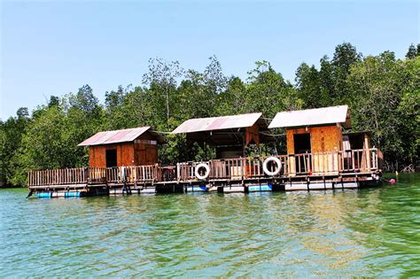 JALANJALAN JENAHAK PANGGANG RUMAH RAKIT WAK CAKOI SUNGAI SEPANG