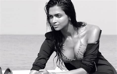 Deepika Hot Breast Porn Pics Sex Photos Xxx Images