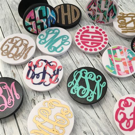 Download We have the cutest Monogrammed Phone Grips! We have Black & White grip... with OR without the Mo ...