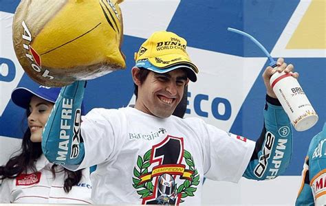julián simón se proclama campeón del mundo de 125cc sexta motor