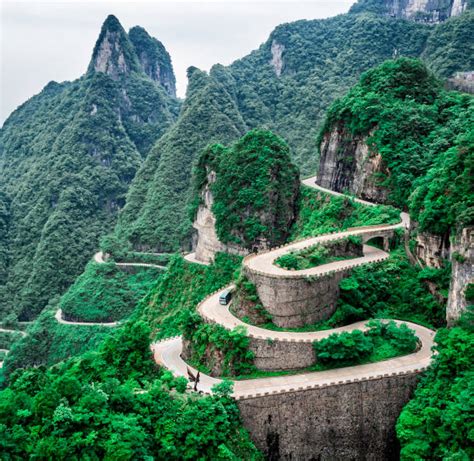 Best Tianmen Mountain Road Stock Photos Pictures And Royalty Free Images