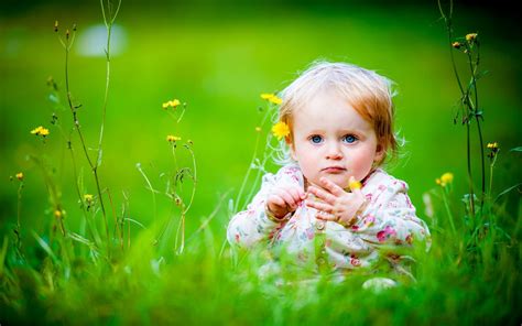 Share the best gifs now >>>. 45 Small and Cute Baby Wallpaper download for free