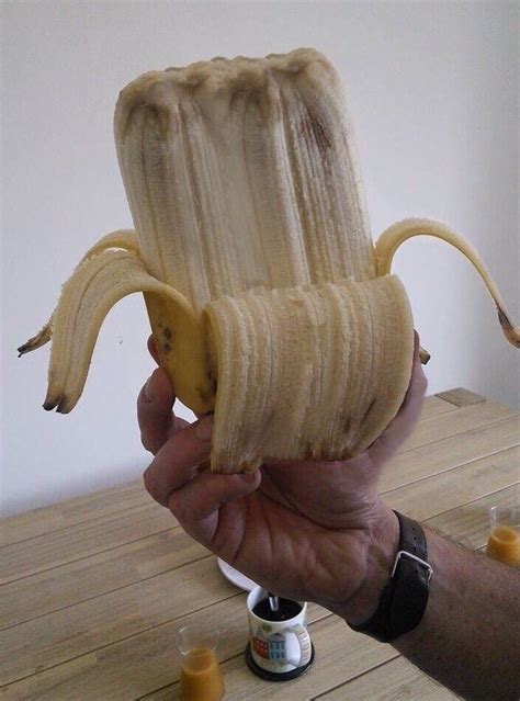 Andlord Help Ussix Bananas In One Lustig Früchte Obst Und Gemüse Essen