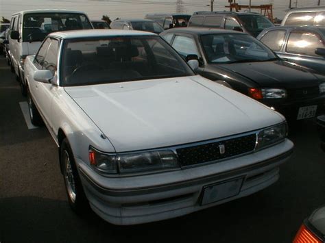The toyota chaser has known as one of the 'triplet sedans' of toyota, because it has the same chassis number with the toyota cressida mark ii and the cresta. Toyota Chaser рестайлинг 1990, 1991, 1992, седан, 4 ...