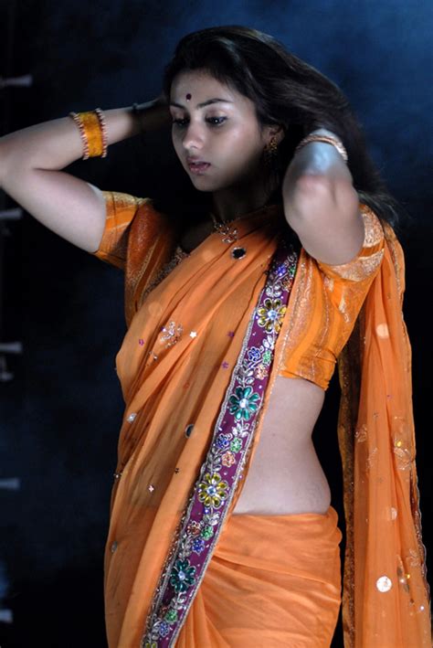 South Cine Hot Actress Namitha In Saree Photos Sexy Namitha Cute Namitha