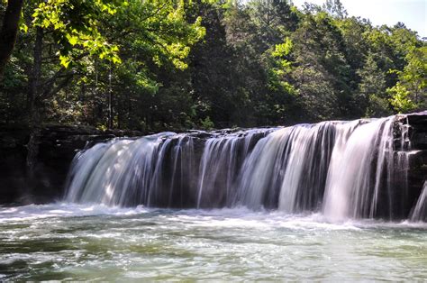 Discover One Of Arkansas Most Majestic Waterfalls No Hiking