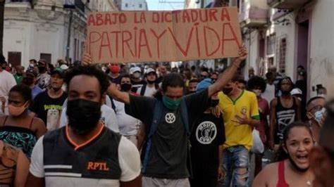 Protestas En Cuba De Dónde Surgió El Lema Patria Y Vida Que Se Usa