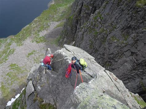 Sociable Climbing And Brilliant Positions On Eagle Ridge Lochnagar R