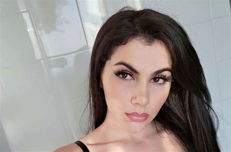 Valentina Nappi Biography Age Height Wiki More Wikist