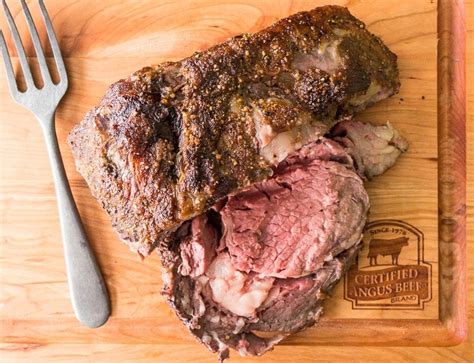 Roast for 15 minutes, then lower heat to 375 degrees f and continue roasting until the meat thermometer reads. Bone-In Rib Roast Recipe - It's Easier than You Think!