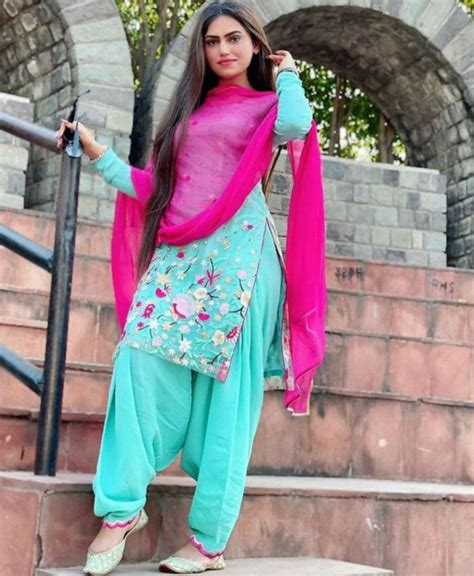 Punjabi Girls Punjabi Dress Punjabi Suits Bad Girl Outfits Curvy Outfits Hot Dresses Tight