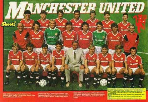 Official #mufc account follow united as we prepare for the #uelfinal. Man Utd team group in 1986.