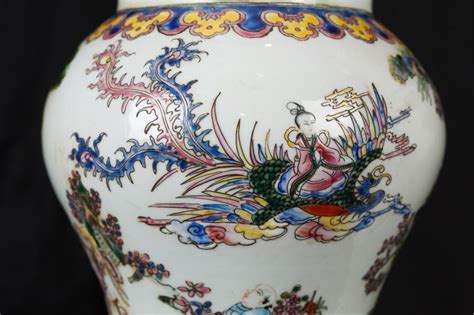 Pair Chinese Qianlong Porcelain Vases Urns Pheasant Pottery