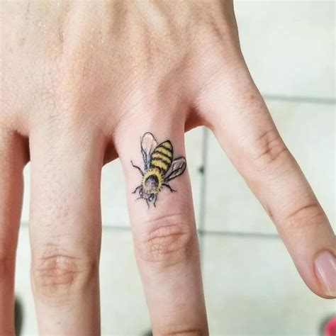 Cute Bee Tattoo For A Bee Keeper Marriage Not My Picture Just Thought