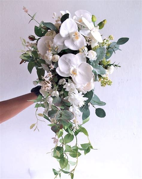 25 Sophisticated Orchid Wedding Bouquets Weddingomania Cascading Wedding Bouquets Hand