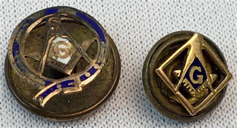 Lot Vintage Lot Of 2 Masonic Lapel Pins 14k Gold And Enamel