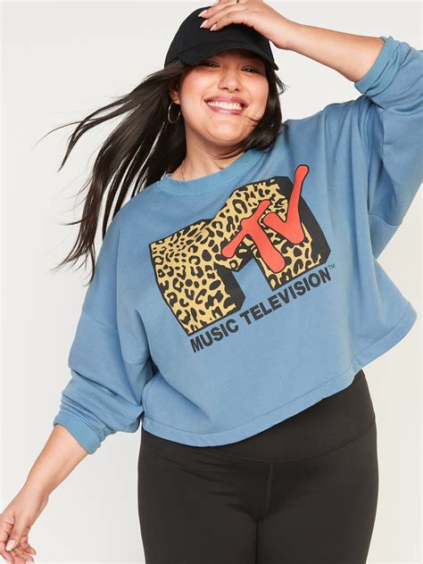 Long Sleeve Oversized Cropped Pop Culture Graphic Sweatshirt For Women