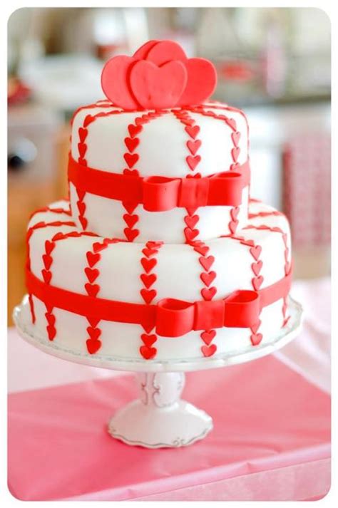 Valentines cake for birthday birthday cake cake ideas by. Valentine's Day Parties Of All Kinds - Being Tazim