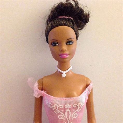Beautiful 1999 Mattel African ~ American Barbie Doll Stores