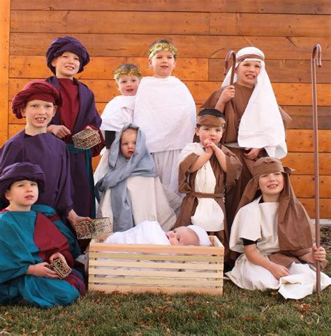 Diy Easy No Sew Nativity Costumes From Sheets