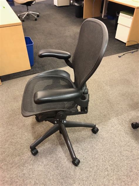 Herman miller aeron chair remastered in graphite. Herman Miller Aeron Desk Chairs | C61356C - Conklin Office ...