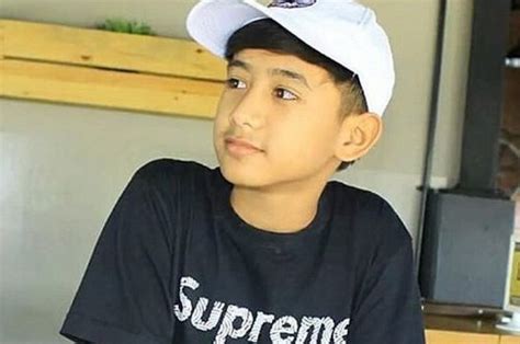 Maybe you would like to learn more about one of these? Gaya Foto Artis Tik Tok - gaya foto