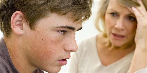 Cómo Hablar Con Tu Hijo Adolescente Sin Acabar A Gritos Bezzia
