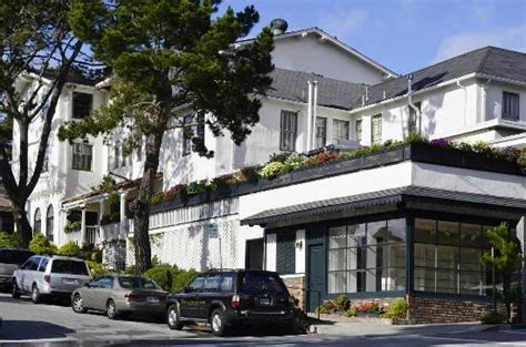 Welcome to vendange carmel inn & suites. Pine Inn, Carmel, CA - California Beaches