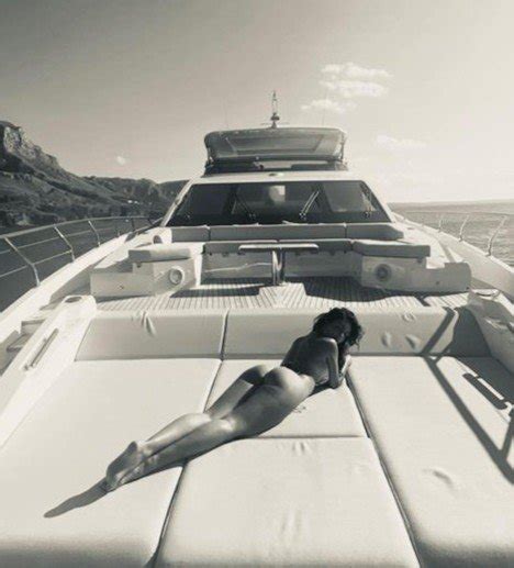 georgina rodriguez naked on yacht wariacik123