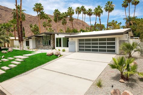 Midcentury Ranch Home Gets A Spectacular Renovation In Palm Springs