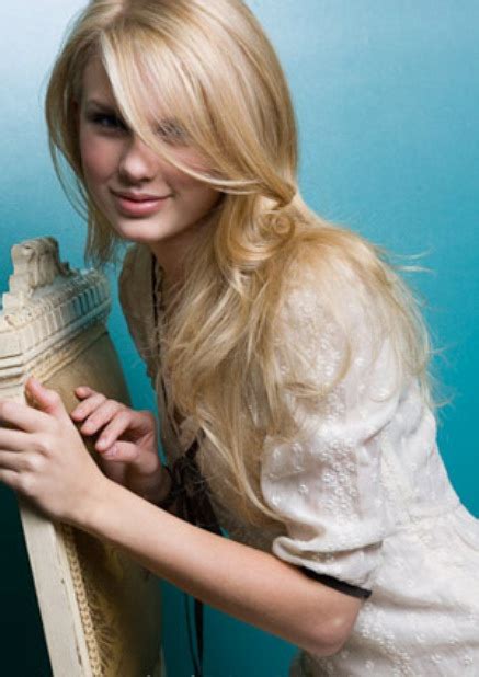 The cmt awards 2010 was the first time that we ever got a glimpse of taylor swift straight hair! The Power of Life: SPECIAL: Taylor Swift's Straight Hair Pics
